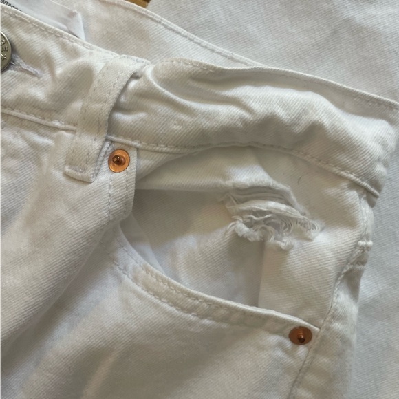 GARAGE 100 percent cotton distressed crisp white jeans - size 7 (28 waist) pox - Picture 8 of 8